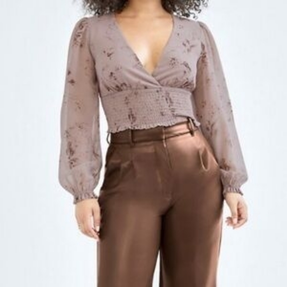 Elie Tahari Dusty Rose Floral Blouse - Picture 2 of 12